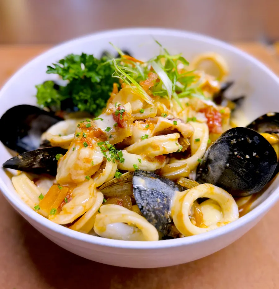Seafood bowl with calamari, mussels and orecchiette